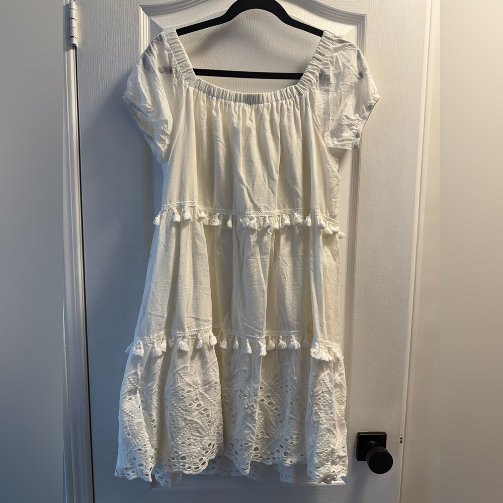 Cream/soft white off the shoulder Free the Roses dress